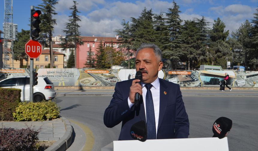 YAMANER: MUHTARLIK SİYASAL BARIŞIN SAĞLANDIĞI TEK MÜESSESE