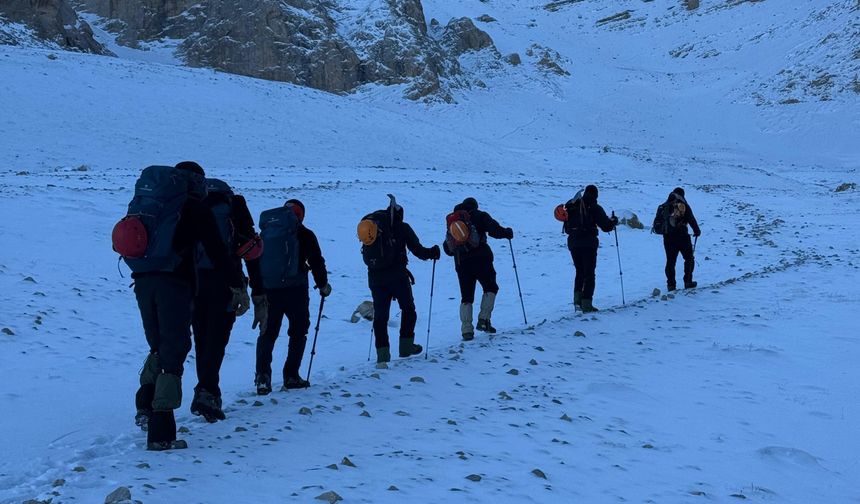 Kayıp Dağcılar Kayseri'de Bulundu