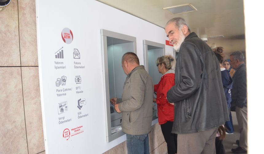 Emeklilere bayram ikramiyesi ödemeleri başladı
