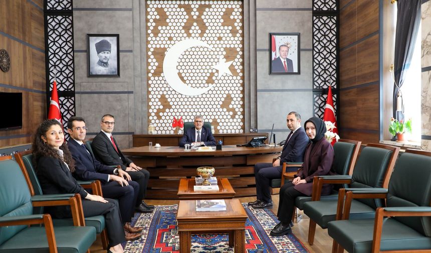 Niğde Valisi Çelik’ten Sosyal Güvenlik Haftası Ziyaretine Anlamlı Kabul