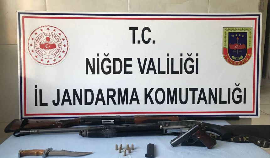 Ruhsatsız Tüfek, Tabanca ve Mühimmat Ele Geçirildi