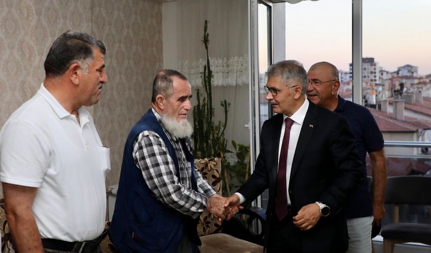 Vali Cahit Çelik’ten Ünlü Ailesine Taziye Ziyareti
