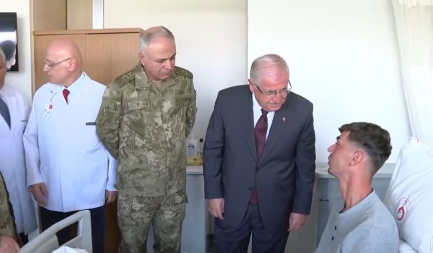 Milli Savunma Bakanı Güler, metan gazından zehirlenen askerleri ziyaret etti