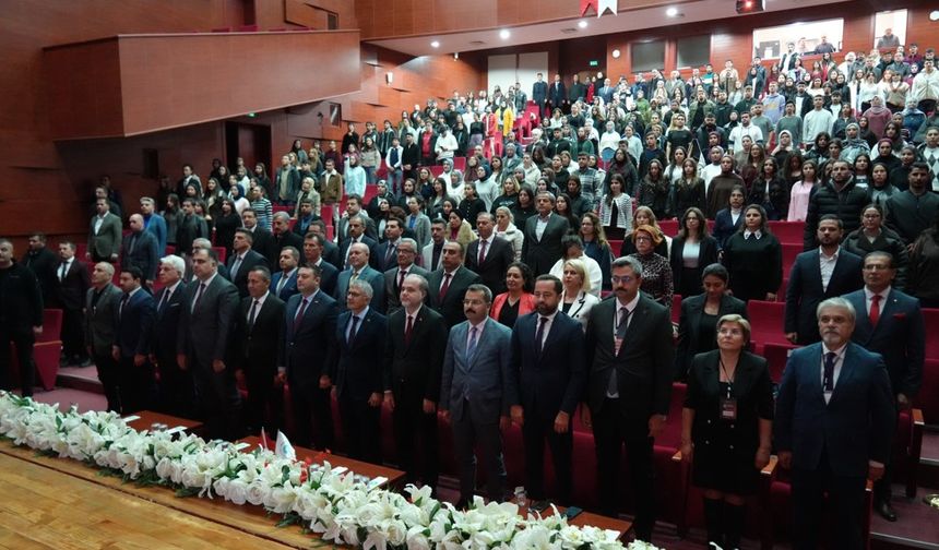 Denetimli serbestliğin hukuki ve sosyal boyutları Niğde'de masaya yatırıldı