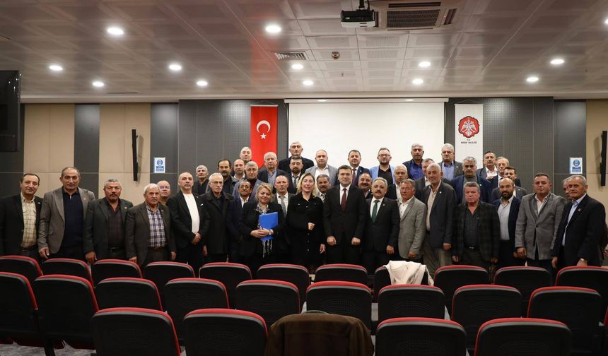 Vali Akmeşe muhtarları ağırladı