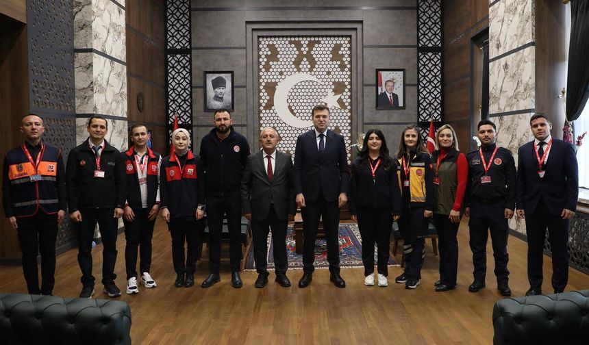 Niğde 112’den Vali Akmeşe’ye ziyaret