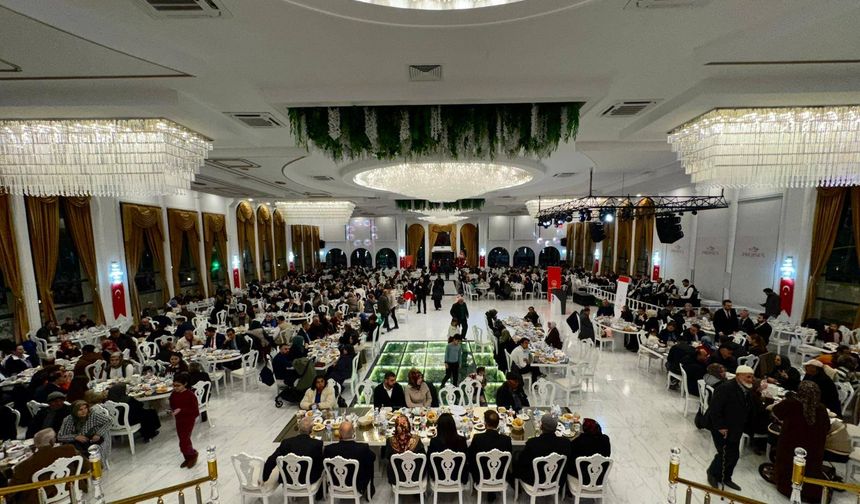 Şehit aileleri ve gaziler için iftar verildi