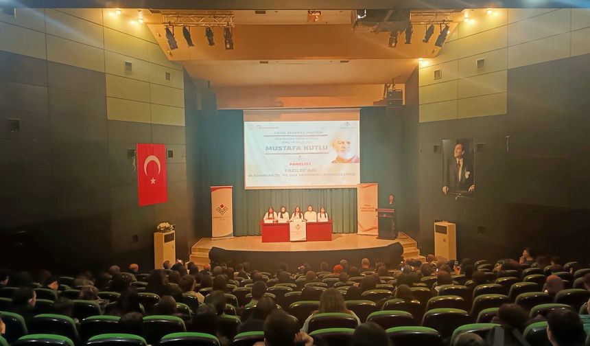 Mustafa Kutlu paneli düzenlendi