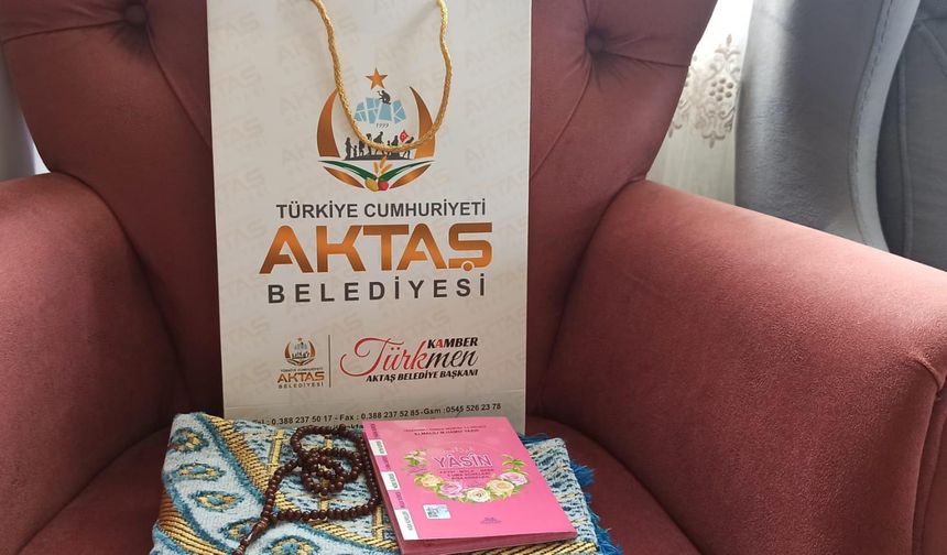 Başkan Türkmen’den anlamlı hediye