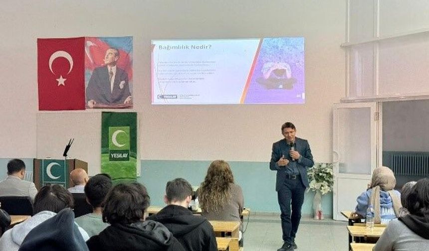 Ulukışla MYO’dan bağımlılıkla mücadeleye katkı