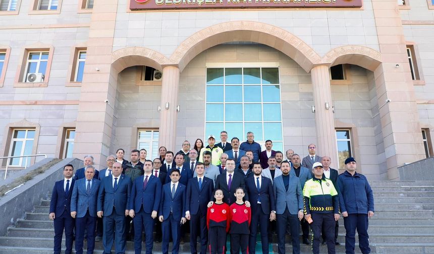 Vali Akmeşe Ulukışla’yı ziyaret etti