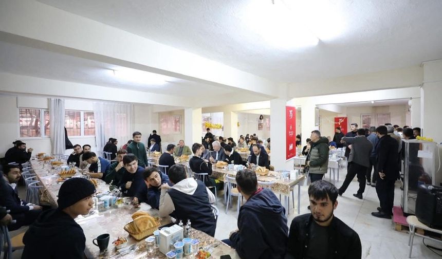 İdare, Bürokrasi ve STK’ları Buluşturan İftar