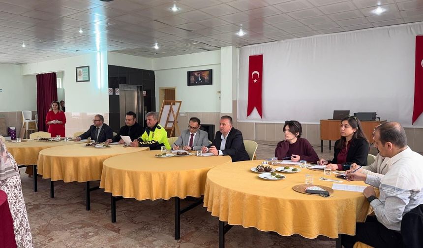 Pastacılık kursiyerleri hünerlerini sergiledi