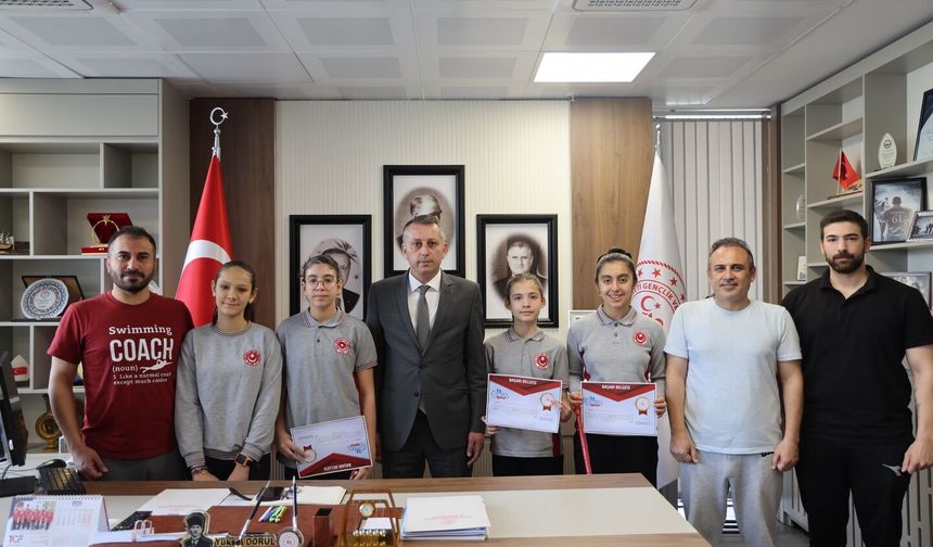 Başarılı Sporculardan İl Müdürü Dorul’a ziyaret