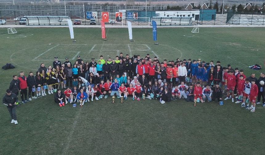 ‘Gençler Sporda Gelecek Emniyette’ Turnuvası tamamlandı