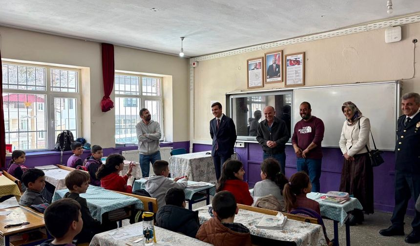 Kaymakam Gökçe’den okul ziyareti