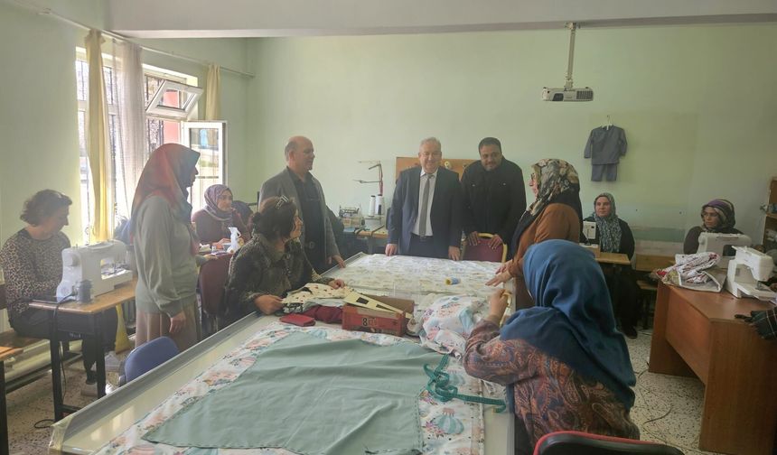 Sazlıcalı kursiyerlerden el emeği ürünler