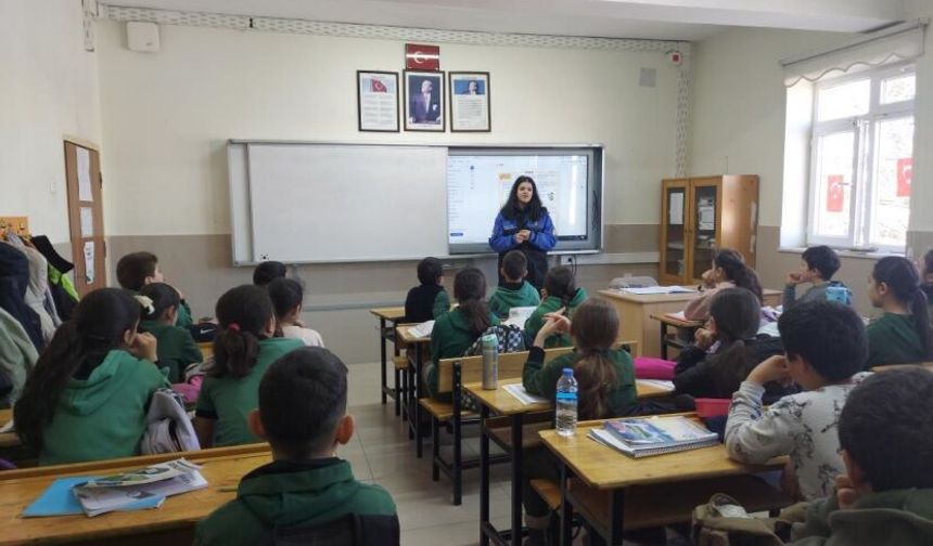 Bor’da Öğrencilere Güvenlik ve Bilinçlendirme Eğitimi