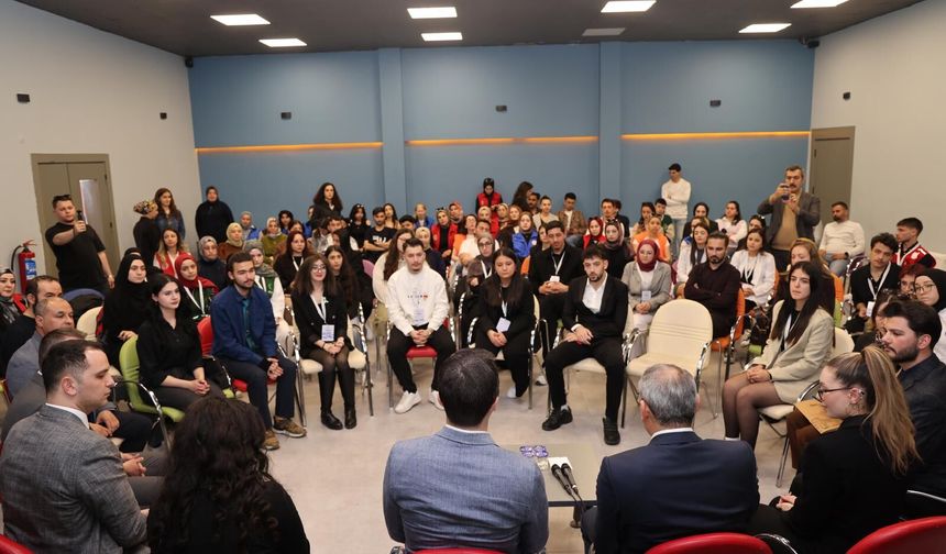 Gençlerle Anlamlı Buluşma