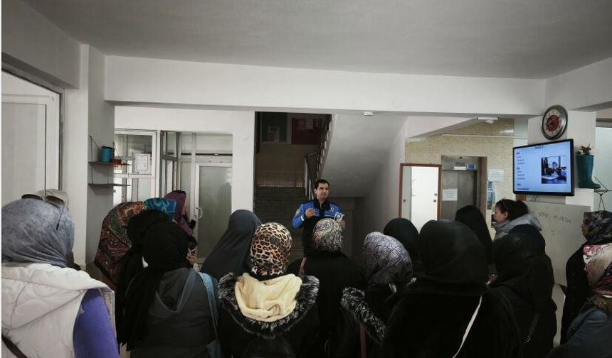 Vatandaşlar dolandırıcılık konusunda bilgilendirildi