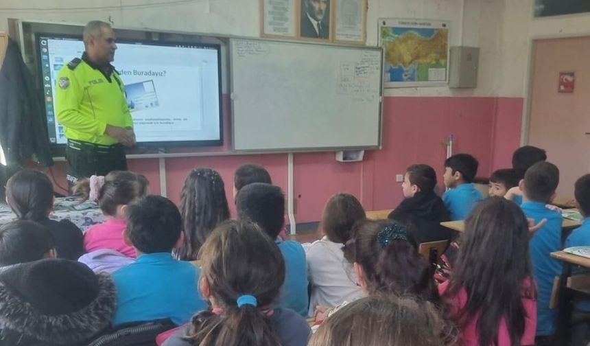 Öğrencilere Trafik Eğitimi