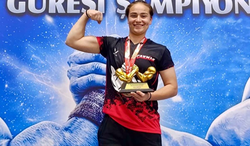 Bilek Güreşinde zirve Niğde’den!