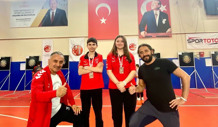 Niğde Dartta zirveye oynuyor