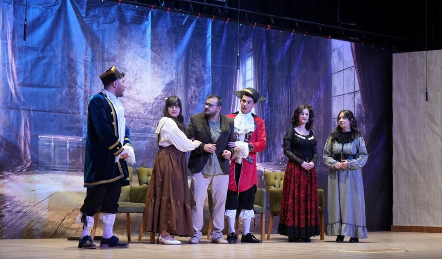 Üçüncü Tiyatro Festivali sona erdi