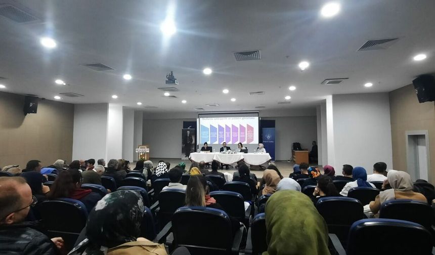 Eğitimde güvenli ortam için panel