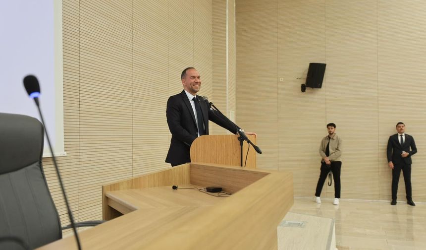 Başkan Özdemir tecrübelerini paylaştı