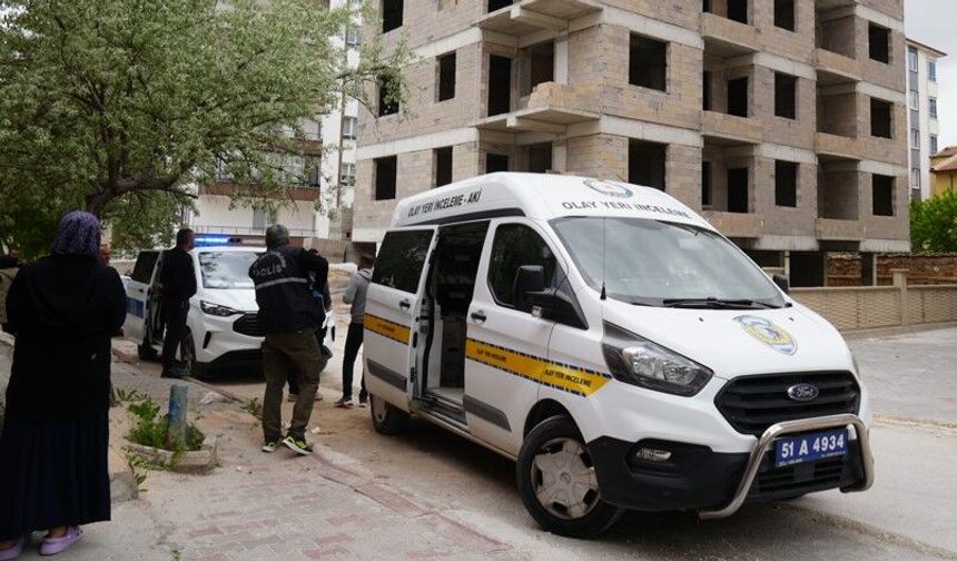 İnşaattan düşen işçi ağır yaralandı