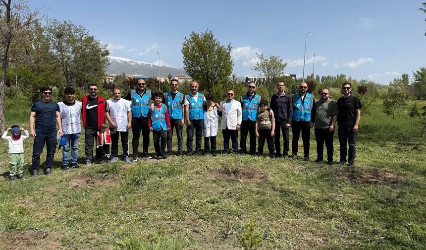 Büro Memurları Sendikası’ndan Anneler Günü etkinliği
