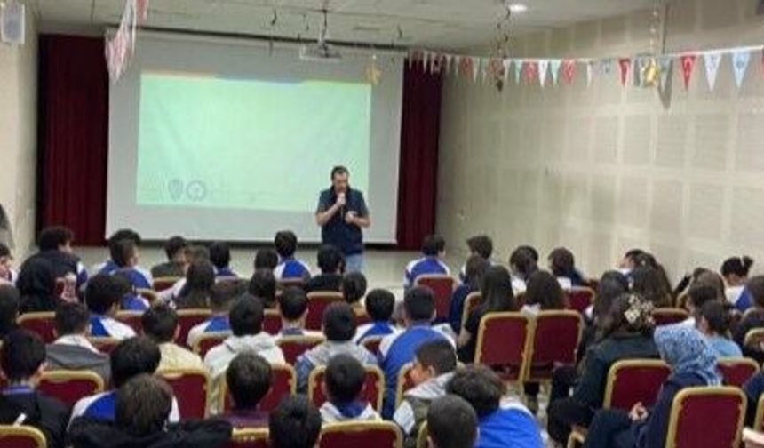 Güvenli İnternet ve Siber Zorbalık eğitimi