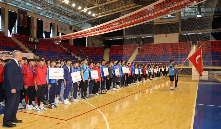 Futsal Türkiye Şampiyonası Niğde’de başladı