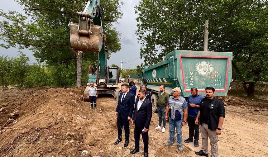 Akmeşe Gümüşler’de incelemede bulundu