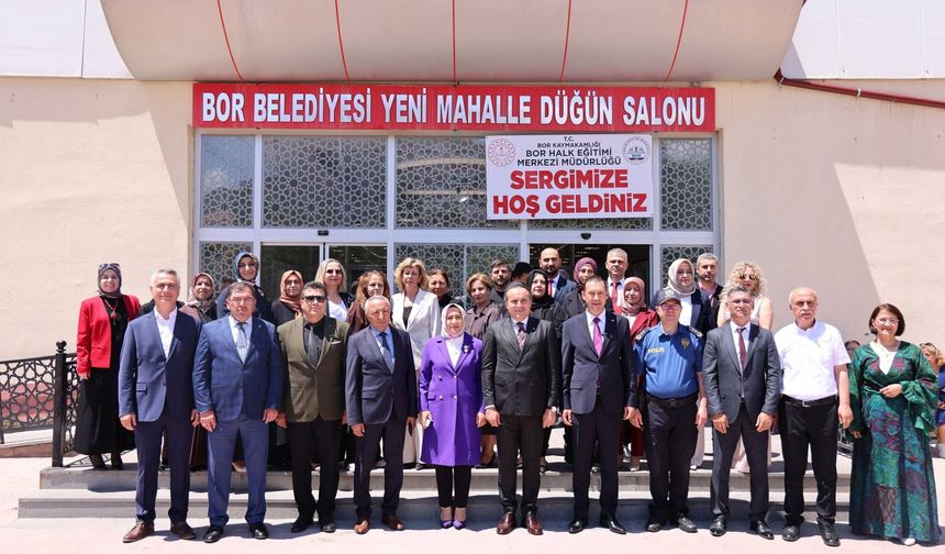 Bor HEM Yılsonu Sergisi açıldı