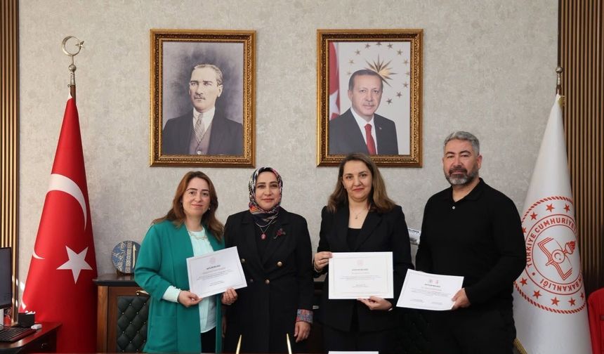 Eğitimcilerden Özbek’e Akademik Başarı ziyareti