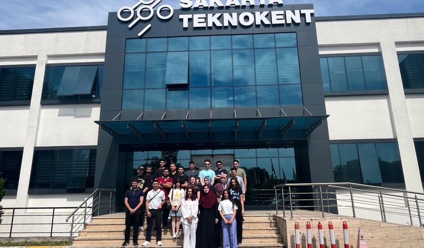 Öğrencilerden Sakarya’ya Dijital Tarım gezisi