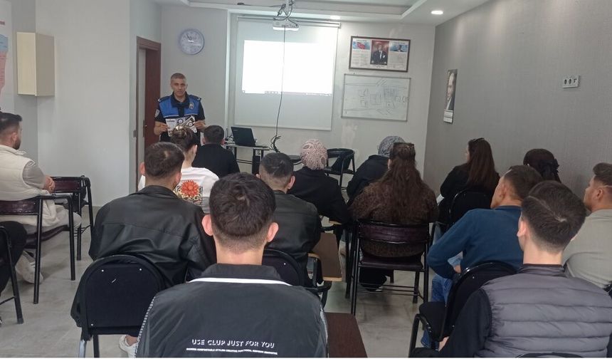 Kursiyer ve İşçilere Dolandırıcılık Bilgilendirmesi