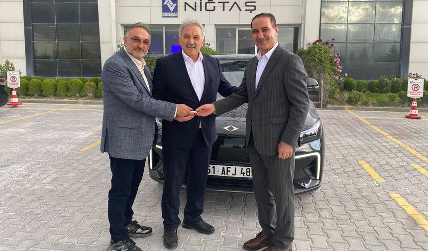 NİĞTAŞ A.Ş Niğde Müftülüğüne TOGG bağışladı
