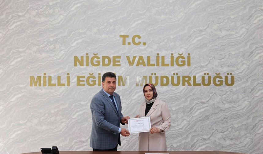 Yönetici Eğitimi belgeleri verildi
