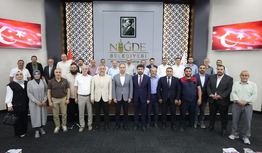 Başkan Özdemir’e tebrik akını