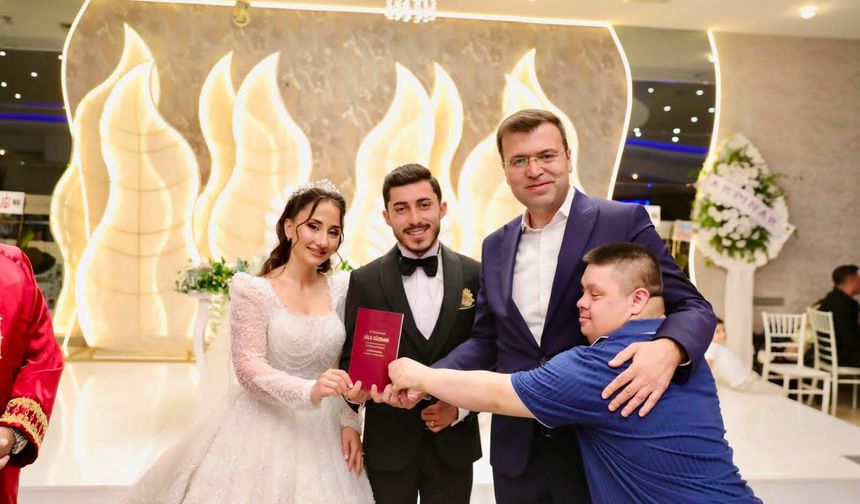 Akmeşe vatandaşların mutluluğuna ortak oldu