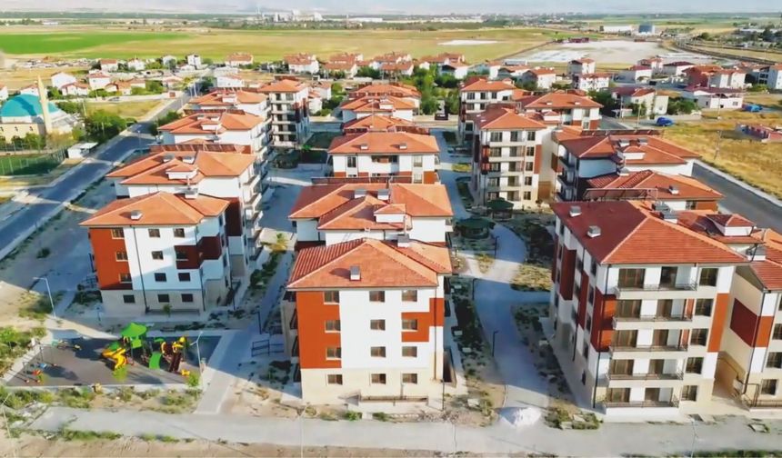 Bor TOKİ’de evler teslim ediliyor