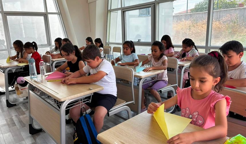 Bor’da Kağıt Katlama Sanatıyla Matematik Eğitimi