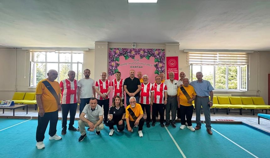 Huzurevleri arası Bocce maçını Bor kazandı