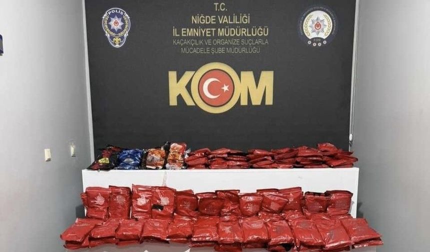 Kaçakçılar ve aranan şahıslar yakalandı!