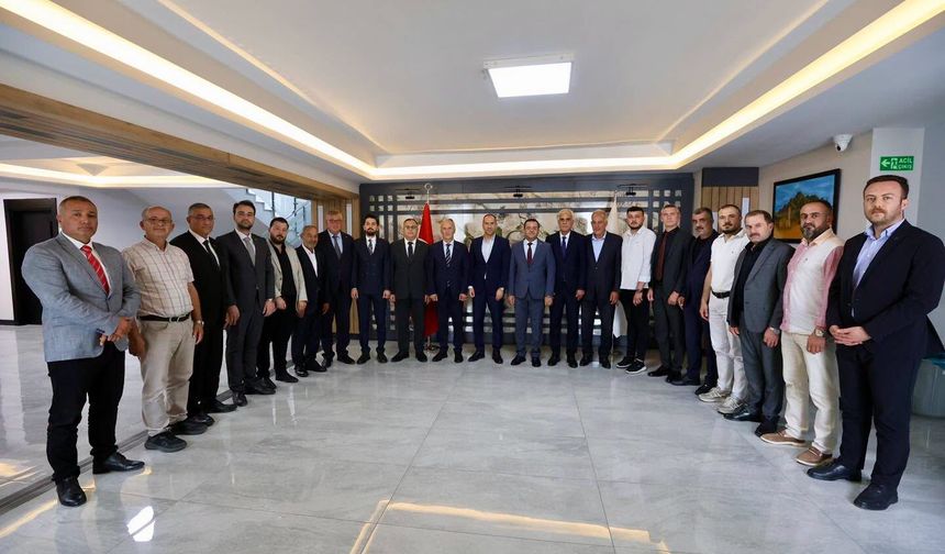 MHP’den Özdemir’e UCLG üyeliği tebrik ziyareti
