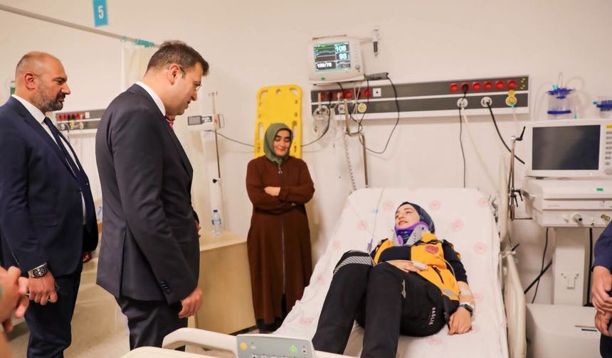 Vali Akmeşe yaralıları ziyaret etti