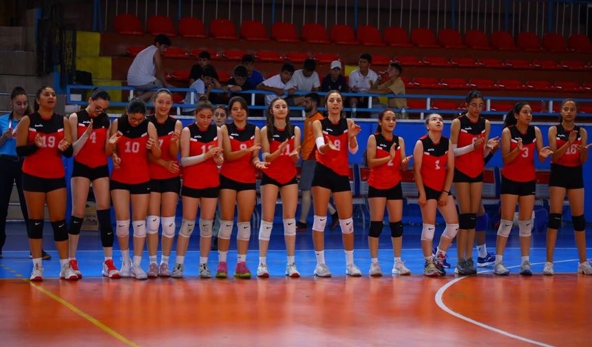 ANALİG Voleybol Takımı Grubunu ikinci tamamladı